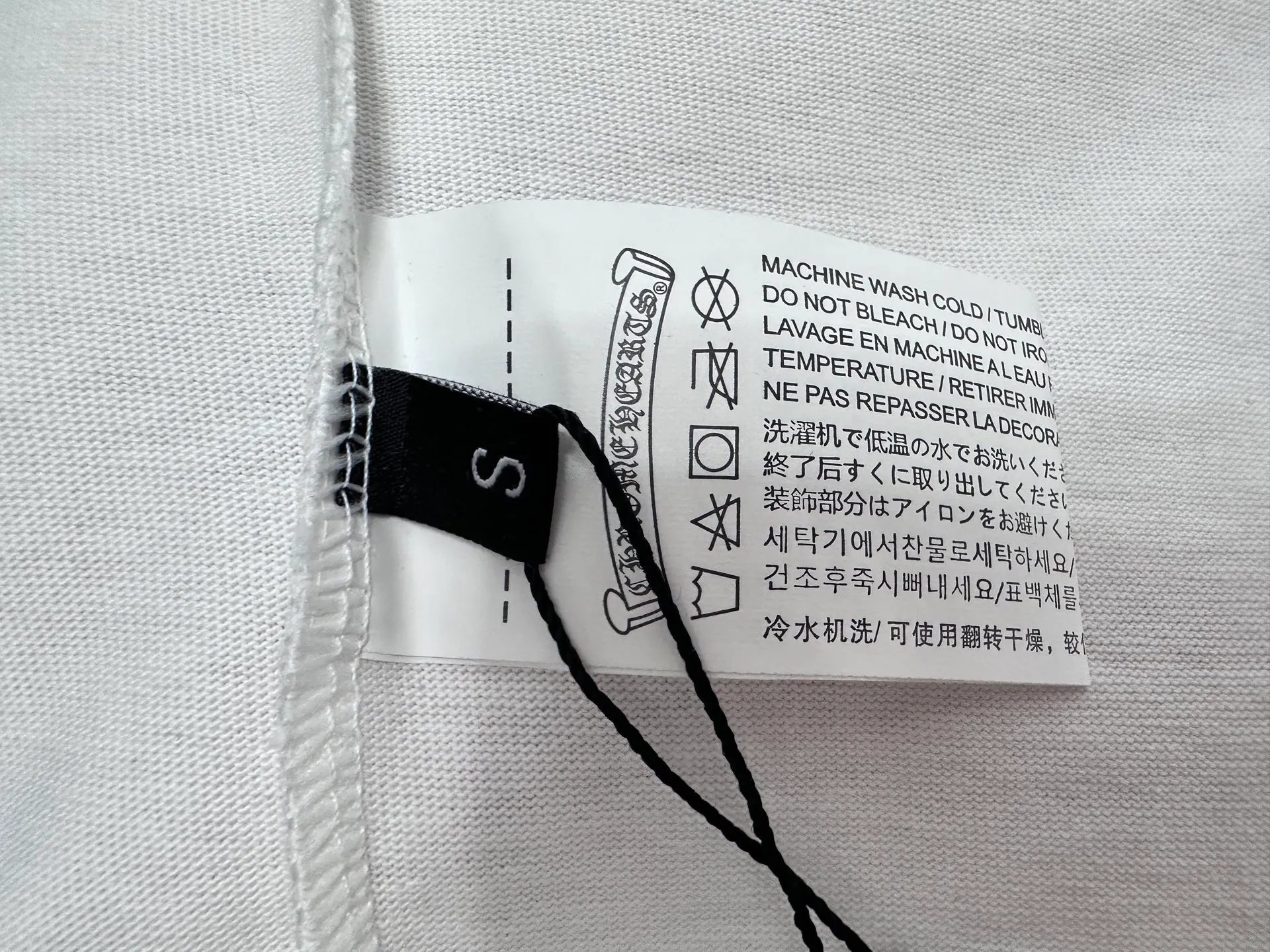 🅿️190 【ChromeHearts】Chrome Hearts 25ss round neck T-shirt Original fabric Official same style Short-sleeved T-shirt Customized 280g vat-dyed fabric Very comfortable to the touch Latest brick cabinet synchronization for spring and summer Fashionable and personalized Super versatile and good-looking Suitable for both men and women A must-have item Tag Collar label Washed wheat Complete with three standards Color: Black White Size: XS-L